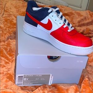 Air Force 1 (GS) with Box